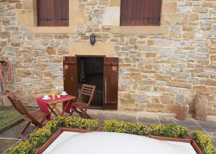 Harritarte Apartment *